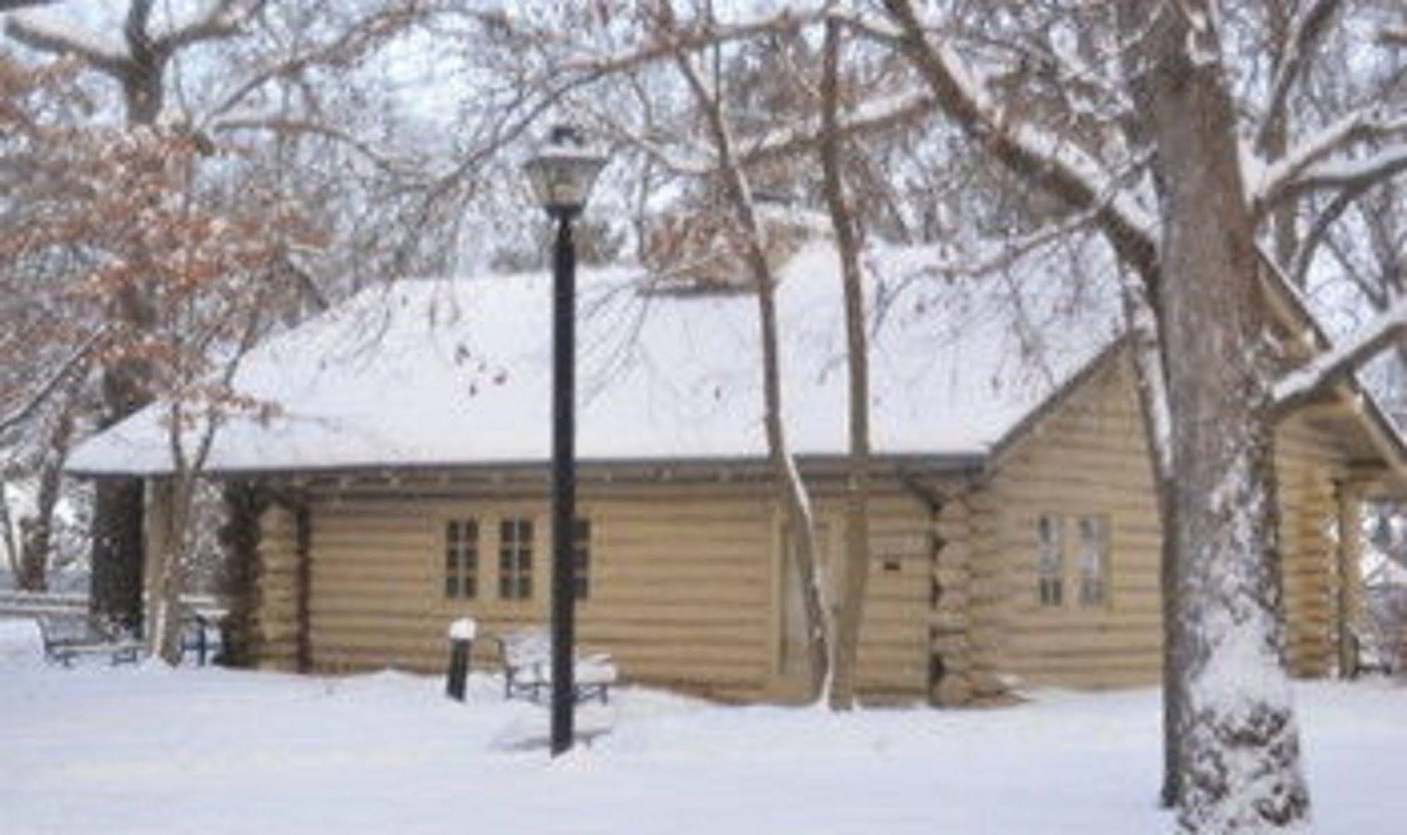 Starved Rock Lodge & Conference Center Utica Extérieur photo