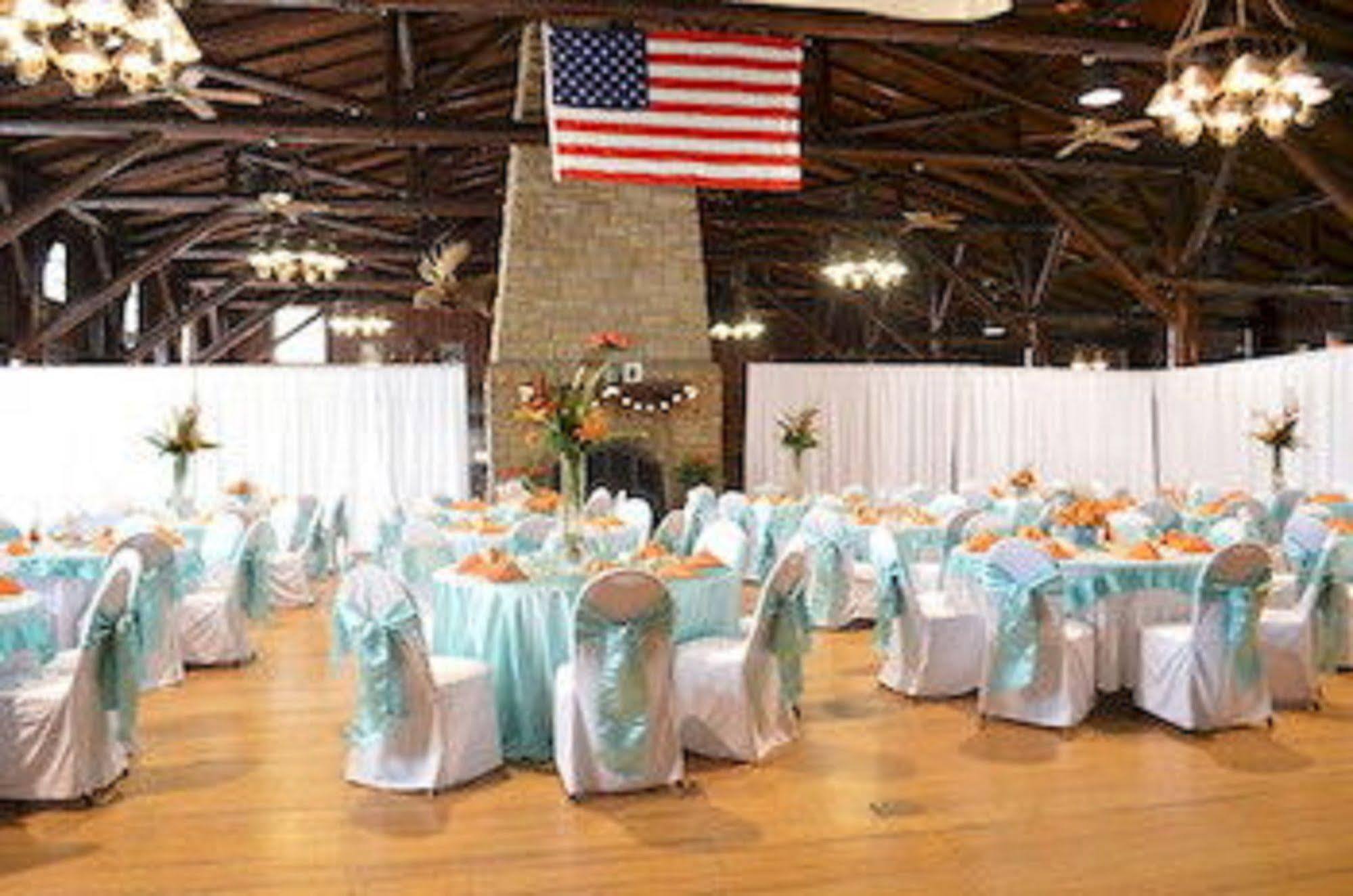 Starved Rock Lodge & Conference Center Utica Extérieur photo