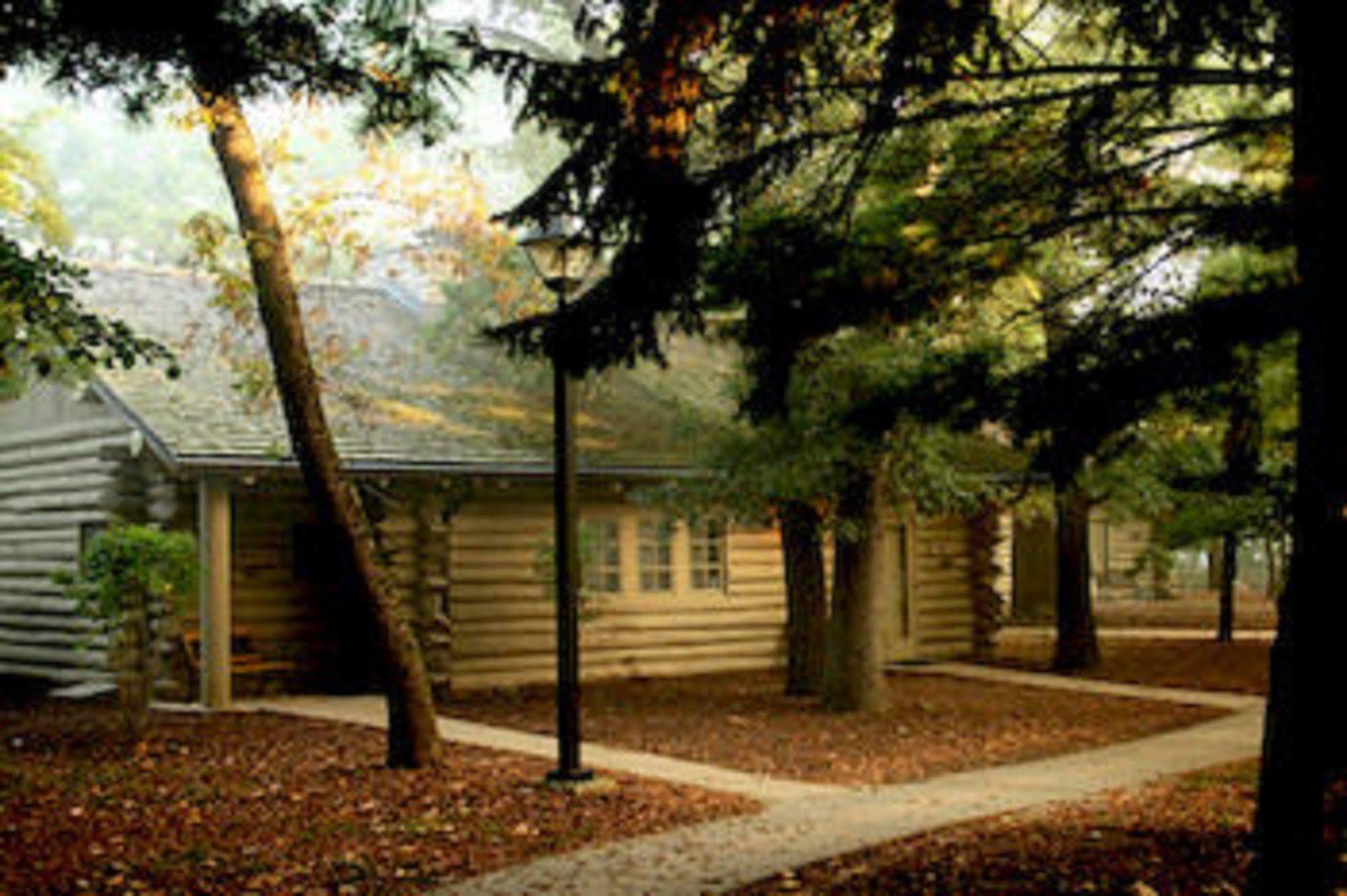 Starved Rock Lodge & Conference Center Utica Extérieur photo