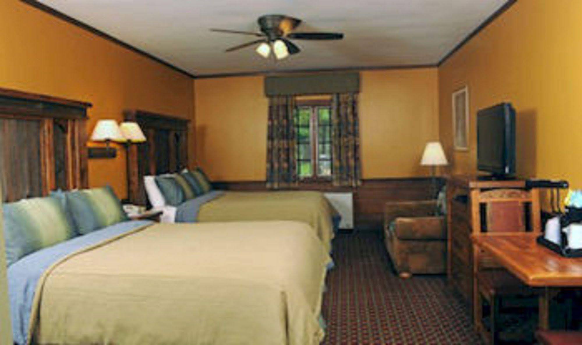 Starved Rock Lodge & Conference Center Utica Extérieur photo
