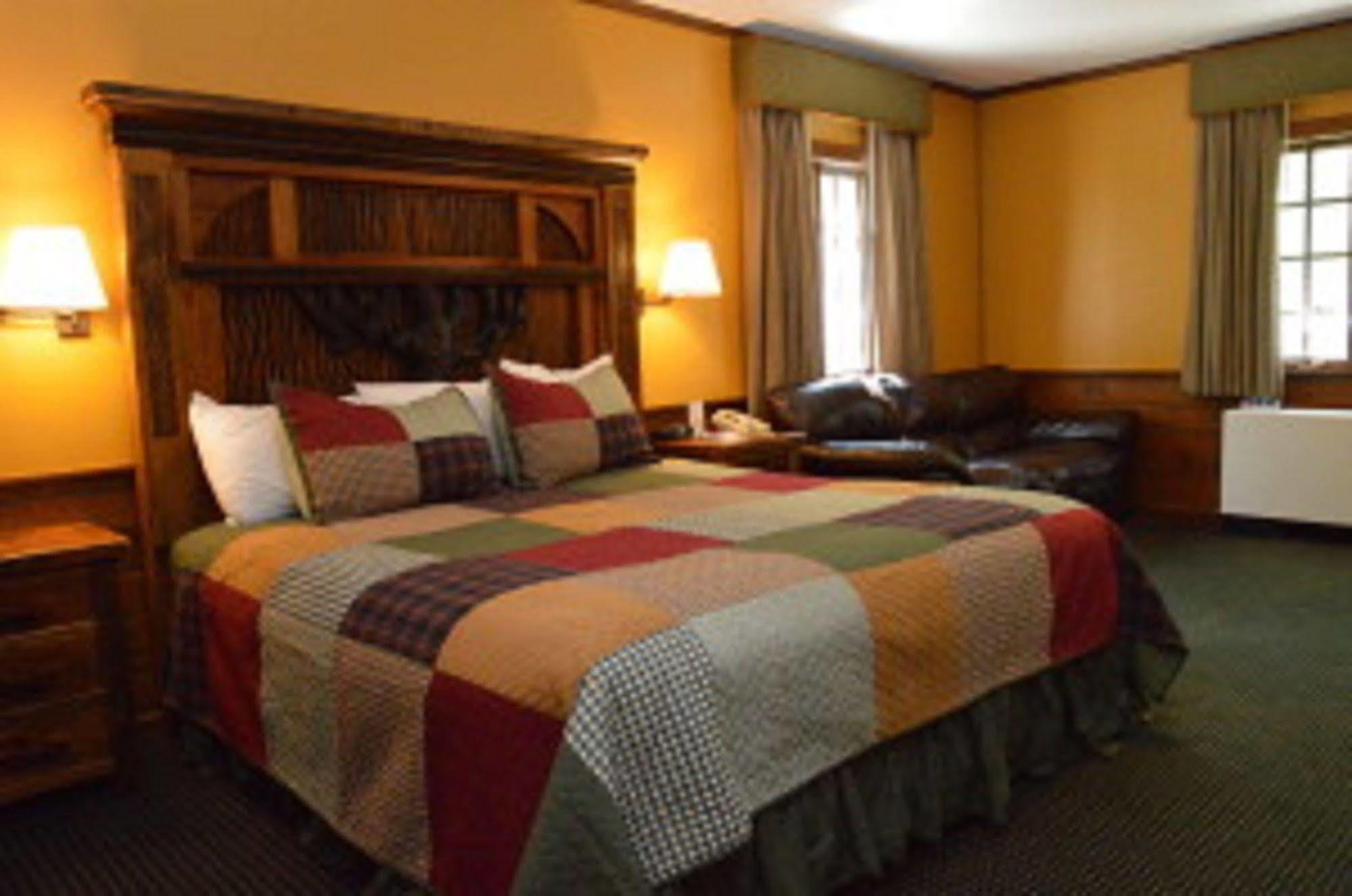 Starved Rock Lodge & Conference Center Utica Extérieur photo